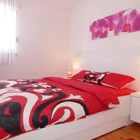 Sanella Apartment